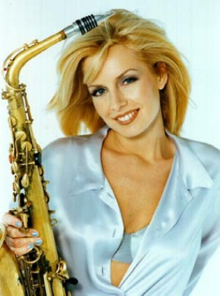 CANDY DULFER
